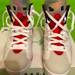 Jordan’s retro 6 hare